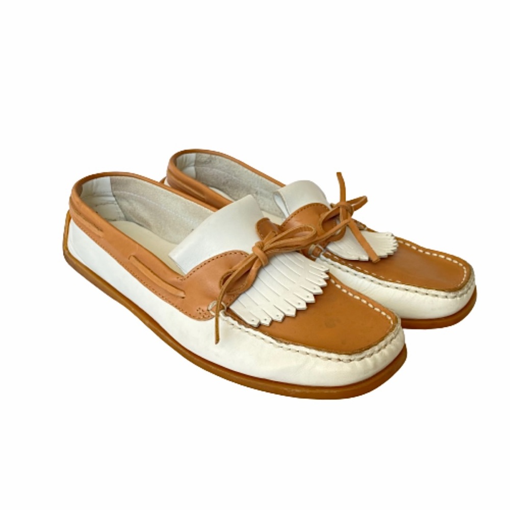 Tod’s Gommino Kiltie Driving Shoe - White and Tan
